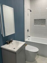 286 Twickenham Ave, Unit Studio in East Los Angeles, CA - Building Photo - Building Photo
