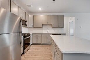 The Exchange on Franklin in Englishtown, NJ - Building Photo