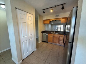 10155 Sailwinds Blvd S in Largo, FL - Building Photo - Building Photo