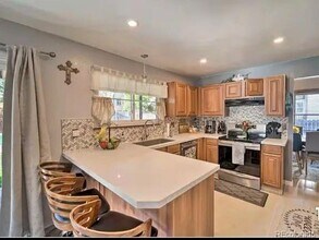 5149 W 69th Pl in Westminster, CO - Foto de edificio - Building Photo