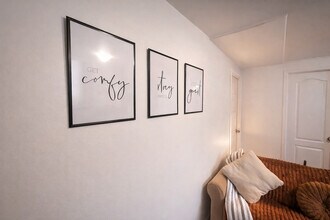 4225 Pl. Lapierre in Laval, QC - Building Photo - Building Photo