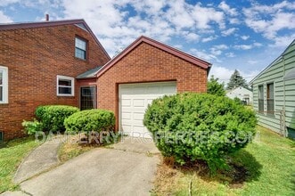 347 Darrow Ave in Toledo, OH - Building Photo - Building Photo