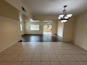 500 N Forgeus Ave in Tucson, AZ - Foto de edificio - Building Photo