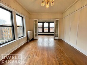 2414 N Sawyer Ave, Unit 2428-2E in Chicago, IL - Building Photo - Building Photo