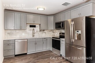 934 Naples St in Aurora, CO - Building Photo - Building Photo