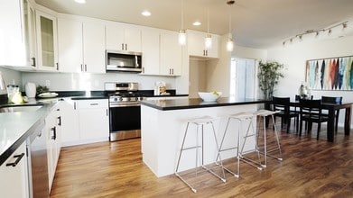 13315 26th Ct S in Seatac, WA - Building Photo - Building Photo