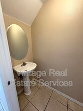 12010 Peach Ave in Seffner, FL - Building Photo - Building Photo