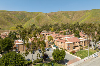 Edgehill Village in San Bernardino, CA - Building Photo - Building Photo