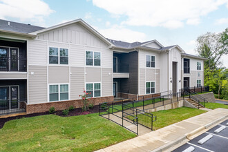 Overlook at Elkhorn Creek - INCOME RESTRICTED in Georgetown, KY - Building Photo - Building Photo