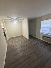 22-28-28 Topper Ln in Rossville, GA - Building Photo - Building Photo
