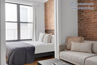 209 E 25th St in New York, NY - Building Photo - Building Photo