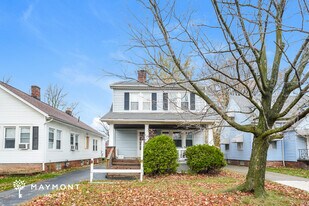 26431 Shoreview Ave in Euclid, OH - Building Photo