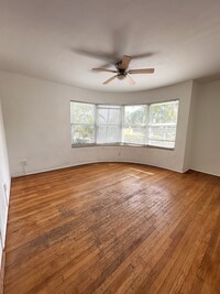 327 W 28th St, Unit 1 in Miami Beach, FL - Building Photo - Building Photo