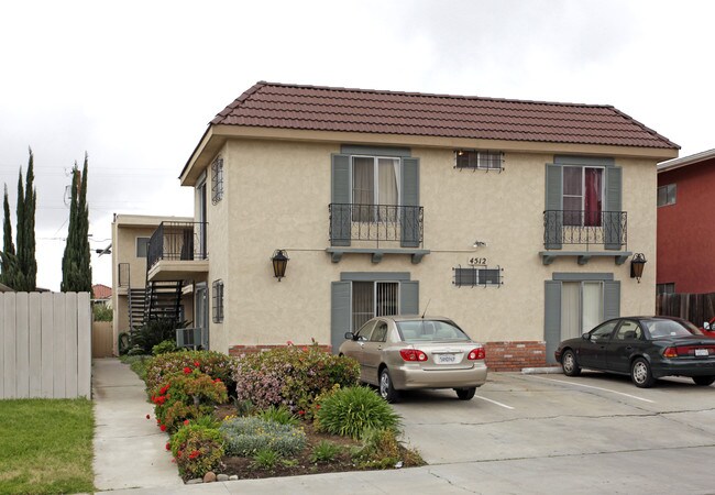 4512 Altadena Ave in San Diego, CA - Building Photo - Building Photo