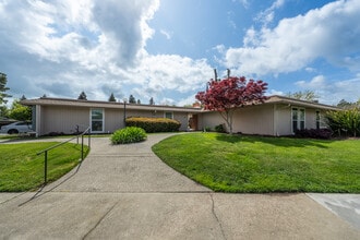 1671 Alvarado Ave in Walnut Creek, CA - Building Photo - Building Photo