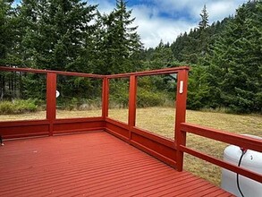 286 US-101 in Chinook, WA - Building Photo - Building Photo