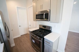 325 N La Fayette Park Pl in Los Angeles, CA - Building Photo - Building Photo