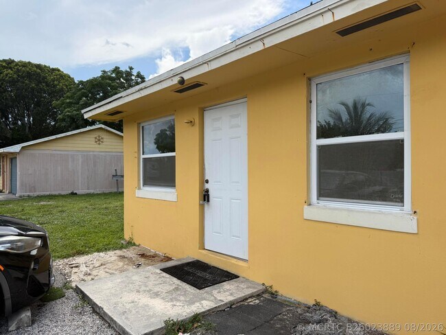 property at 3656 Coconut Rd