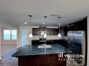 1082 Bitting Hall Cir in Rural Hall, NC - Building Photo - Building Photo