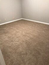 2714 Creekwood Ct in Carrollton, TX - Building Photo - Building Photo