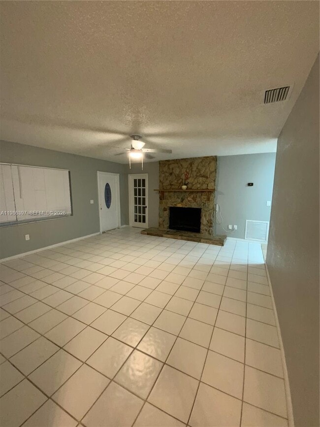 11128 Median St in Boca Raton, FL - Building Photo - Building Photo