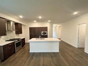 1107 Saddle Ridge Dr in Aubrey, TX - Building Photo - Building Photo