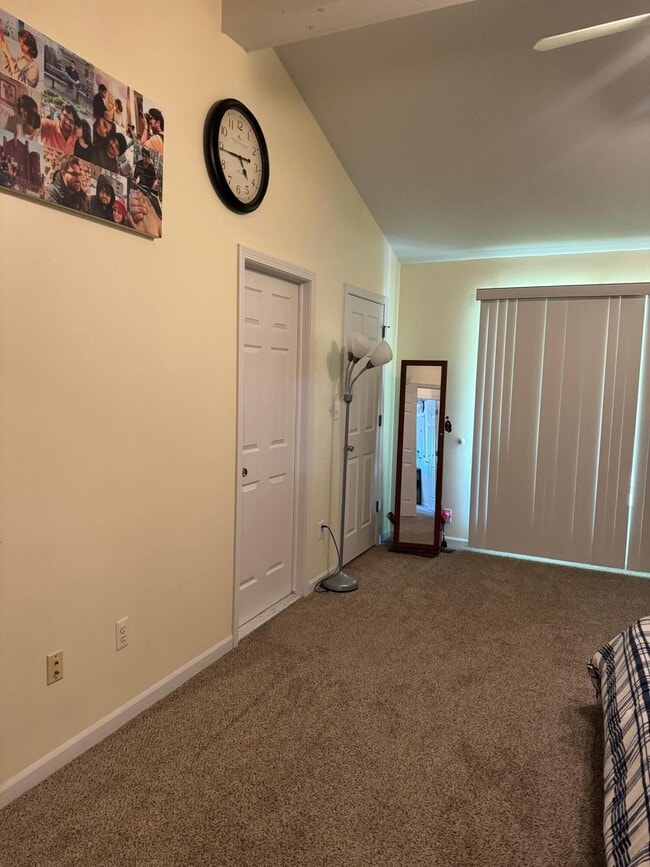 456 Essex Dr in Rochester Hills, MI - Building Photo - Building Photo