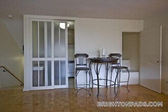 125 Chiswick Rd, Unit 310 in Boston, MA - Building Photo - Building Photo