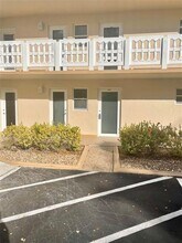 1025 SE 2nd Ave in Dania Beach, FL - Building Photo - Building Photo