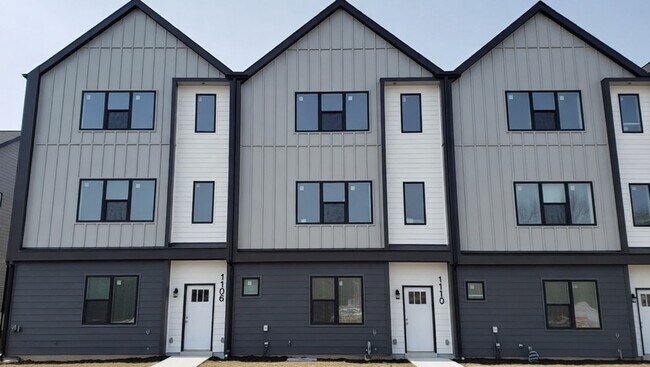 1106 Ivan Dr in Charlotte, NC - Building Photo - Building Photo