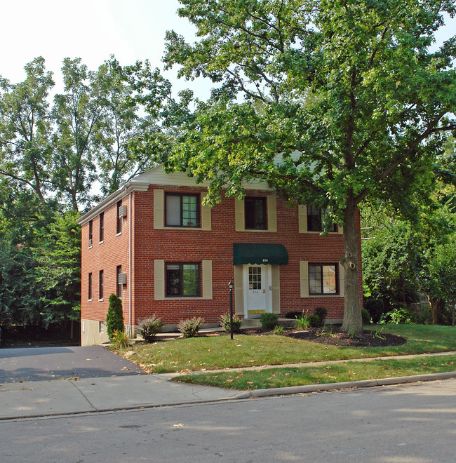 514-520 Corona Ave in Dayton, OH - Foto de edificio - Building Photo