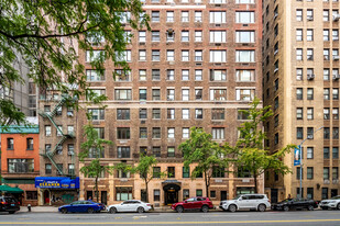 350 E 57th St in New York, NY - Foto de edificio - Building Photo