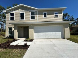 1242 Autumn St in Port Charlotte, FL - Building Photo