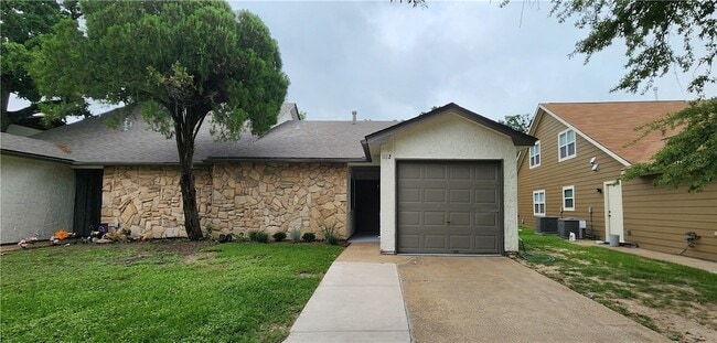 1112 Airline Dr