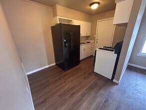 2301 S V St, Unit Apt - 1 in Fort Smith, AR - Building Photo - Building Photo