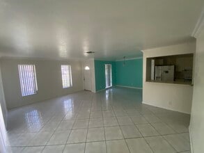 5961 NW 19th Ct, Unit 5961 in Lauderhill, FL - Building Photo - Building Photo