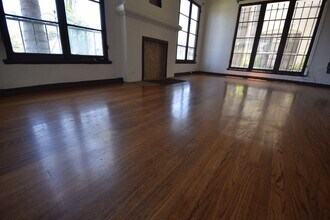 1417 S Crescent Heights Blvd in Los Angeles, CA - Building Photo - Building Photo