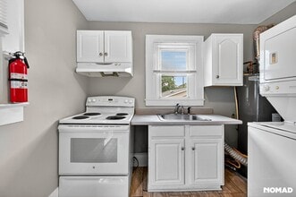 304 1/2 Marstellar St in Wilmington, NC - Building Photo - Building Photo