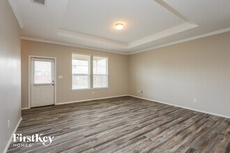 7111 Marina Del Rey in Converse, TX - Building Photo - Building Photo