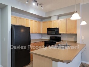 4245-4139 139 Ave NW in Edmonton, AB - Building Photo - Building Photo