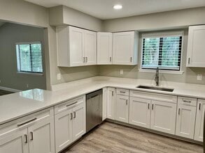 56 Wildwood Trl in Ormond Beach, FL - Foto de edificio - Building Photo