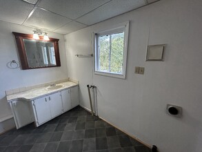 233 S Pine St in Newark, OH - Building Photo - Building Photo