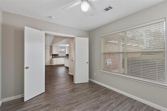 16302 Many Trees Ln in Conroe, TX - Building Photo - Building Photo