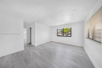 920 NW 8th Ave in Pompano Beach, FL - Building Photo - Building Photo