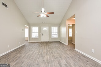 85 Windward Dr in Covington, GA - Building Photo - Building Photo