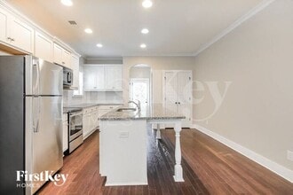 4881 Mountain Gap Dr in Bessemer, AL - Foto de edificio - Building Photo