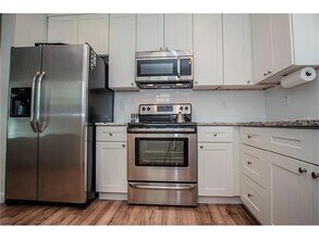 104 W Osborne Ave in Tampa, FL - Building Photo - Building Photo