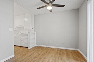 3625 Mentone Ave in Los Angeles, CA - Building Photo - Building Photo