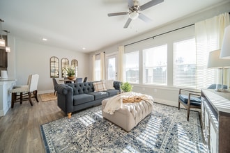 Sage Highland Creek 55+ Active Adult in Charlotte, NC - Foto de edificio - Building Photo