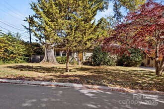 2917 Forest Park Dr in Charlotte, NC - Building Photo - Building Photo